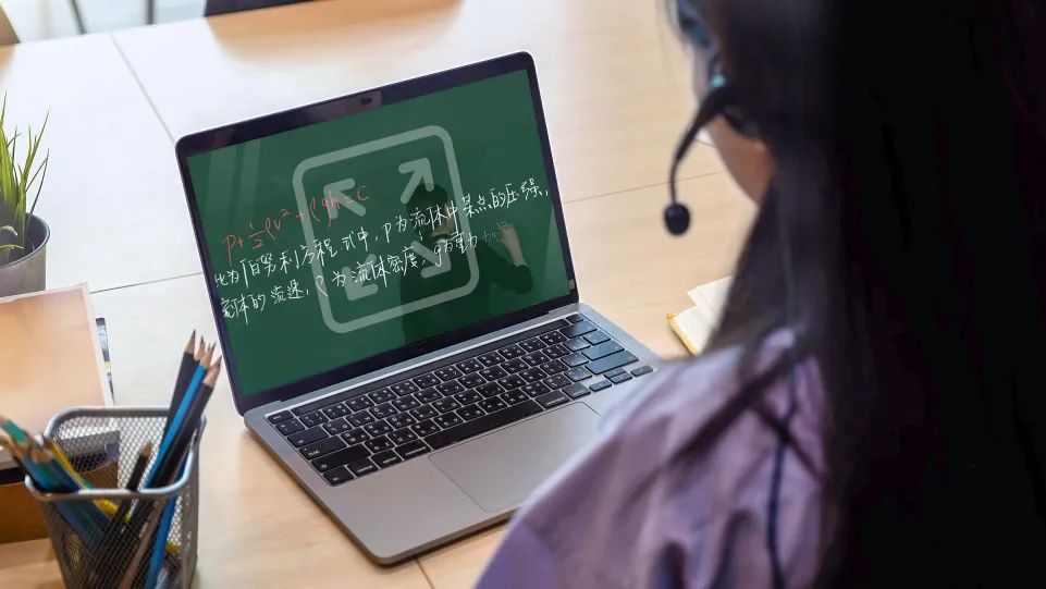 第60屆中國高等教育博覽會 | 奧威亞AI+教育，賦能新時代高校變革
